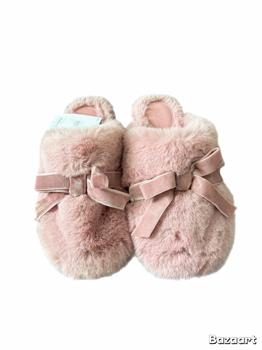 NWT Woman Auden Faux-Fur soft Slip-On Slippers in Light Pink